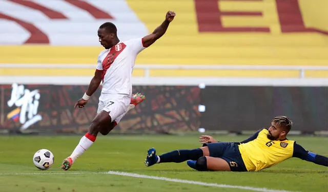 Ecuador cayó ante Perú en su último encuentro por eliminatorias. Foto: AFP