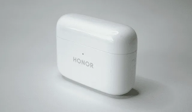 Diseño del estuche de carga de los Honor Earbuds 2 Lite. Foto: Carol Larrain
