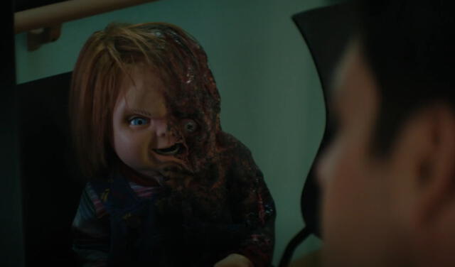 Chucky, la serie: la nueva apariencia del muñeco diabólico. Foto: captura propia.