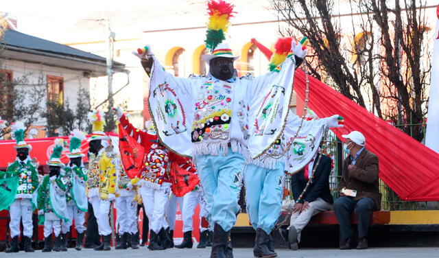 El colorido y la música alegraron los actos de conmemoración en Pasco. Foto: Gobierno Regional de Pasco