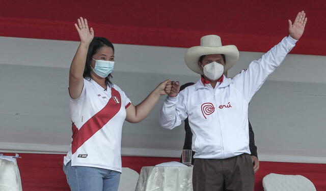 El primer debate entre Pedro Castillo y Keiko Fujimori se llevó a cabo en la ciudad de Chota este 1 de mayo. Foto: Aldair Mejía - La República