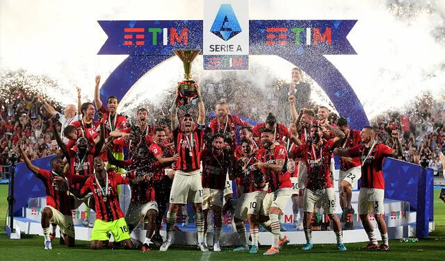 AC Milan obtuvo su título número 19 en la Primera División de Italia. Foto: AFP