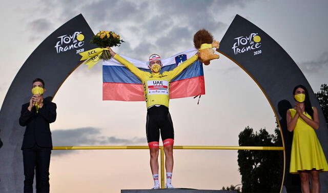 El esloveno Tadej Pogacar conquistó la edición 2020 del Tour de Francia y defenderá su título este año. Foto: AFP