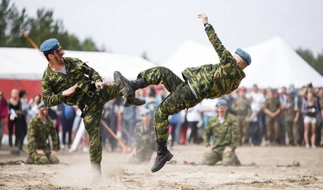 Los Spetsnaz reciben entrenamiento en el combate cuerpo a cuerpo. Foto: milenio.com