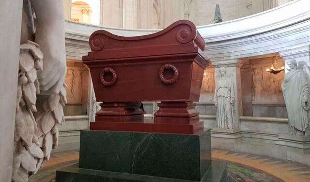 El pene de napoleón y los ojos de Einstein: las reliquias más extrañas que atesora la historia