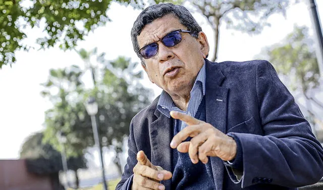 Salud. Hernando Cevallos, médico y excongresista, también tiene posibilidades de ser ministro. Foto: John Reyes / La República