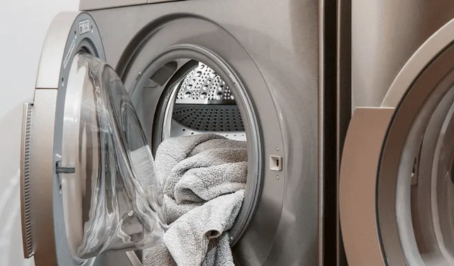 Para ahorrar energía, lo recomendable es llenar la lavadora para usarla en menor medida. Foto: Pixabay