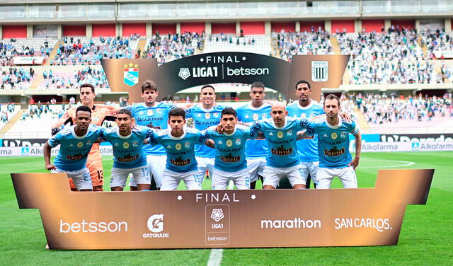 Así alineó Sporting cristal en la primer final nacional. Fuente: Twitter Liga1