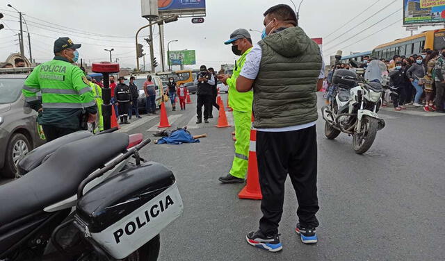 Según una testigo, la mujer intentó cruzar la Panamericana Norte mientras hablaba por celular. Foto: Gianella Aguirre/URPI-LR