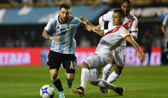 En 2017, Argentina y Perú se repartieron los puntos en La Bombonera. Foto: AFP