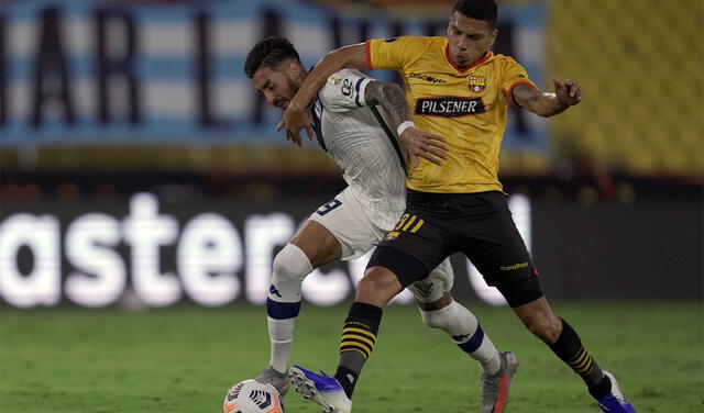 Barcelona SC venció su serie de octavos ante Vélez con un global de 3-2. Foto: AFP