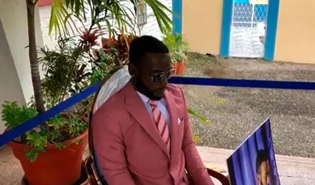 Trinidad y Tobago: Iglesia impide velar a hombre que fue embalsamado fuera del ataúd