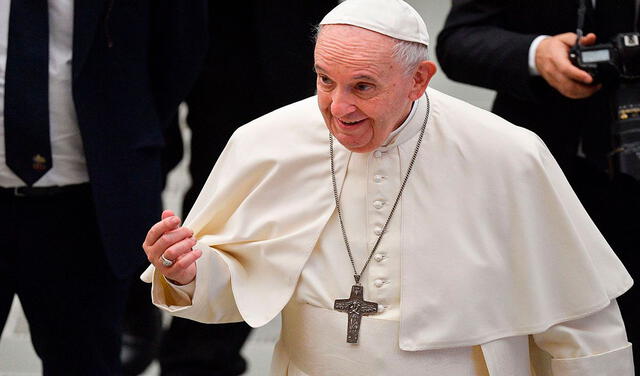 “No se puede vivir de subsidios”, asegura papa Francisco en un mensaje a la Argentina