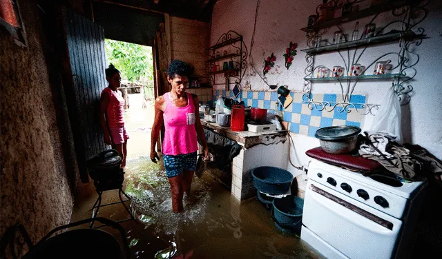 Según las autoridades cubanas, el huracán Ian tocó tierra en el país a las 3.24 hora local. Foto: AFP