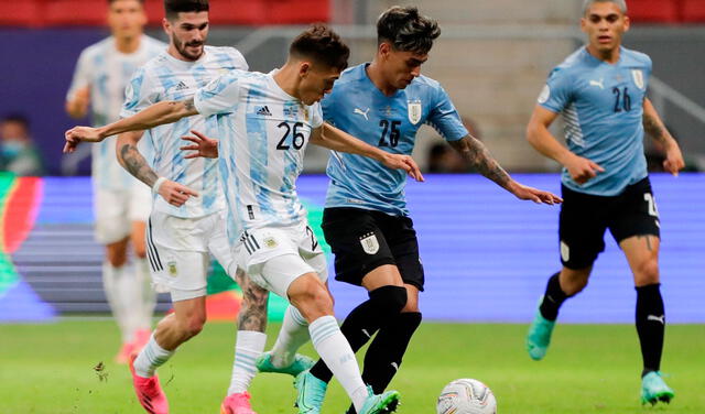 Argentina consiguió su primer triunfo de la Copa América 2021 frente a Uruguay. Foto: EFE