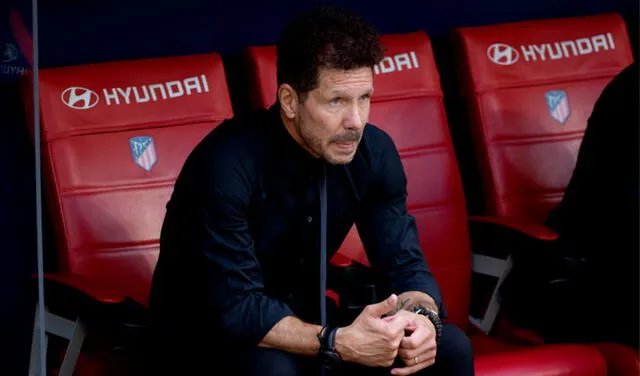 Diego Simeone campeonó LaLiga con el Atlético de Madrid en la temporada pasada. Foto: EFE/Rodrigo Jiménez