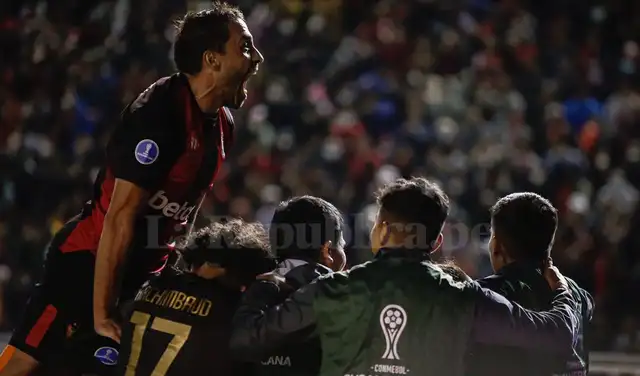 Melgar festejó el pase a cuartos. Mañana tendrá nuevo técnico. Foto: Rodrigo Talavera/La República