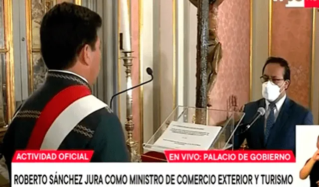 Roberto Sánchez jura por cuarta vez. Foto: captura TV Perú