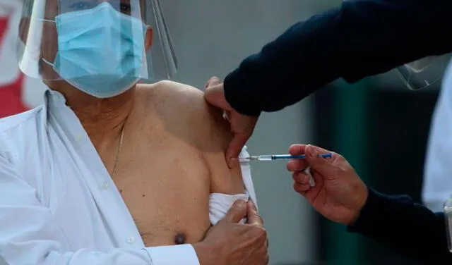 “Es inmoral”: México sancionará a familia que usó sus influencias para vacunarse