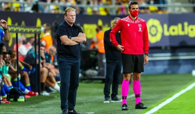 Ronald Koeman fue expulsado por el arbitro Carlos Del Cerro Grande en el último minuto del partido. Foto: Barcelona.