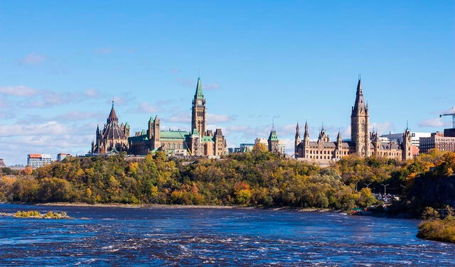 Ottawa es la capital de Canadá y una de sus ciudades más hermosas. Foto: Viajes.com