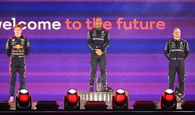 Lewis Hamilton, Max Verstappen y Valtteri Bottas en el podio. Foto: AFP