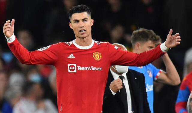 Cristiano Ronaldo no podrá conquistar ningún título con el Manchester United esta temporada. Foto: EFE