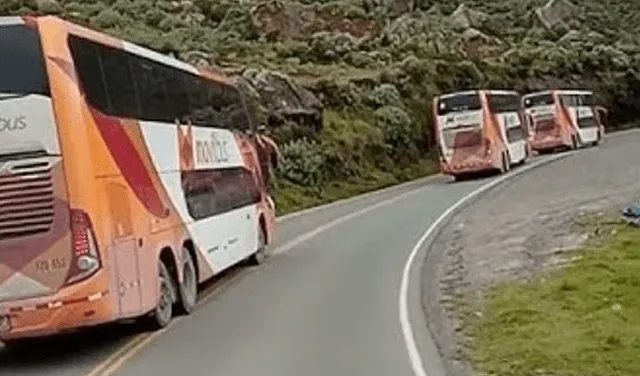 Bloqueo vía Huaraz-Lima