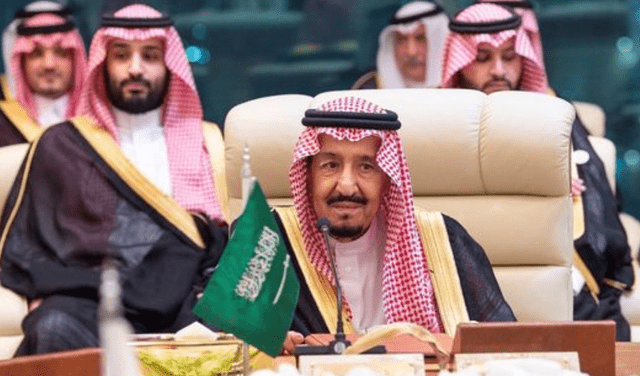 El rey Salman es uno de los principales miembros de la familia real Al Saud