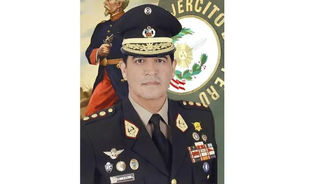 General de División EP Manuel De La Torre Aranibar.