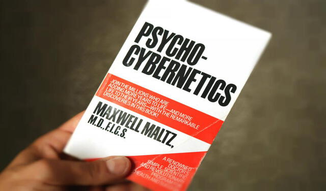 El libro Psycho-Cybernetics propone que la mente puede ser dirigida a objetivos específicos | Foto: Difusión