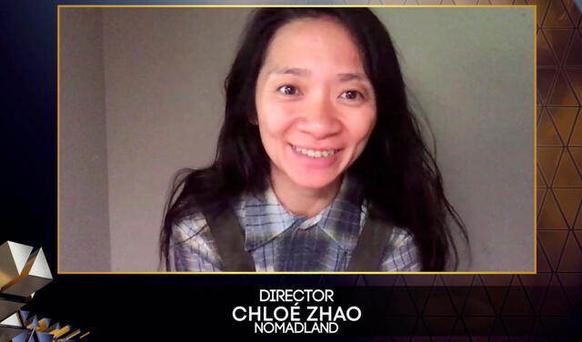 Chloe Zhao durante su discurso de aceptación del Oscar a mejor dirección. Foto: EFE