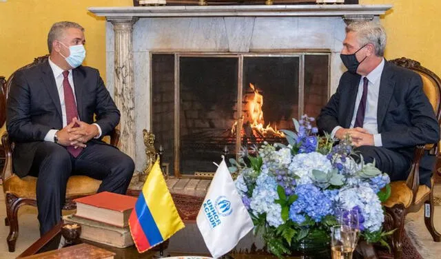 Iván Duque, presidente de Colombia habla sobre la migración venezolana con el Alto Comisionado para las Naciones Unidas. Foto: Presidencia de Colombia