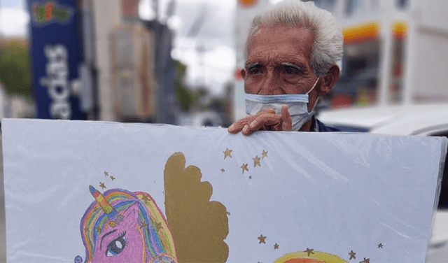 abuelito vende dibujos de sus nietas para darles de comer