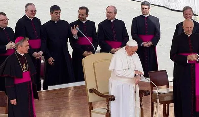 El papa baja sueldo hasta un 10 % a religiosos por la COVID-19 en el Vaticano