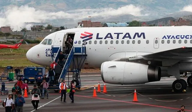 Latam Perú y Latam deberán presentar las pruebas que acrediten el cumplimiento de la medida correctiva. Foto: AFP