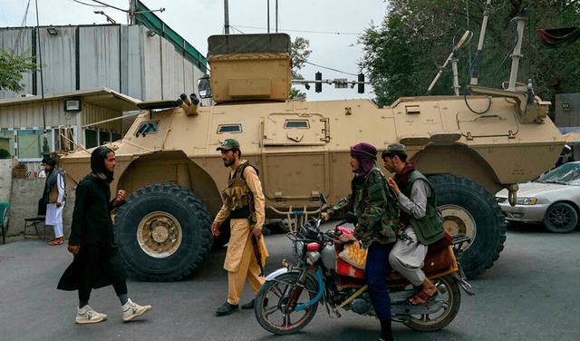 En sus 16 meses de retirada, el Pentágono sacó de Afganistán grandes cantidades de su equipamiento y dejo una parte al ejército afgano. Foto: AFP
