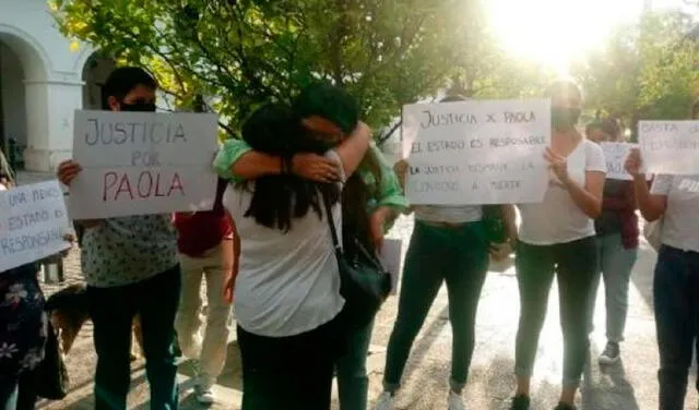 “La mató el Estado”: feminicidio de profesora por exalumno acosador indigna en Argentina