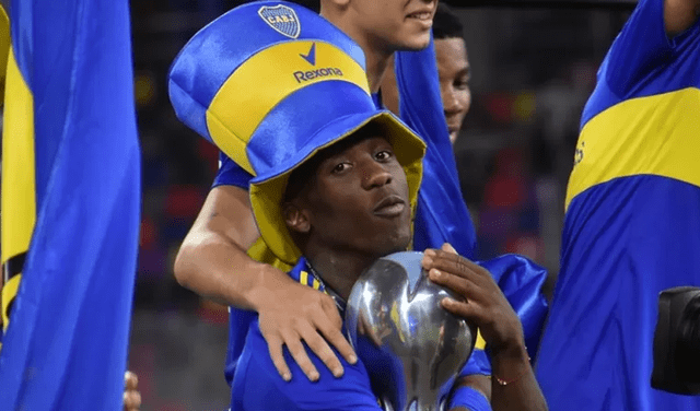 Luis Advíncula llegó a Boca Juniors en 2021. Foto: Copa Argentina