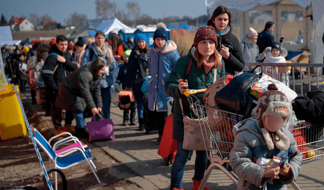 Más de 4 millones de refugiados ucranianos en más de un mes de invasión rusa, según la ONU