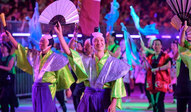 El Chingay es un gran desfile que se realiza en Singapur con motivo del Año Nuevo chino. Foto: AFP