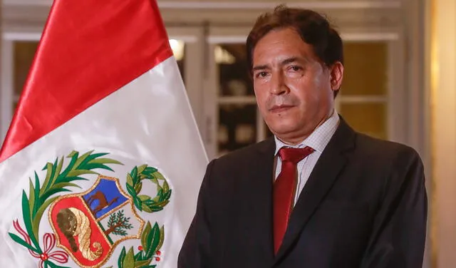Nicolás Bustamante Coronado reemplazó a Juan Silva en el cargo. Foto: Presidencia