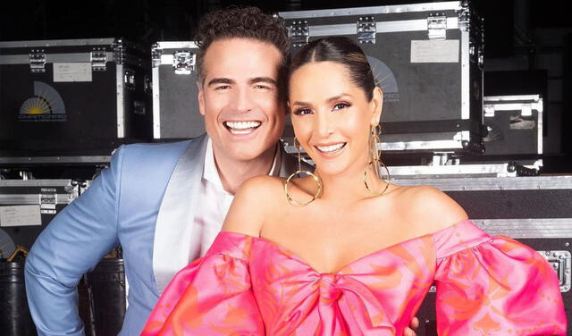 Carmen Villalobos dedica mensaje a Roberto Manrique