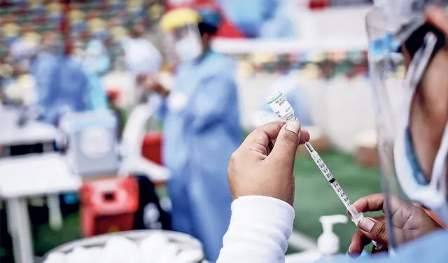 Dosis. La vacuna de Sinopharm tendría 79,3% de eficacia. Foto: John Reyes/La República