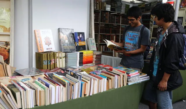 Feria del libro ofrece ejemplares desde 5 soles