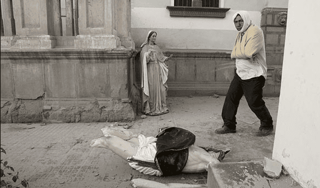 Terremoto en Pisco: sacerdote que sobrevivió al sismo resultó con lesiones y heridas. Foto: BBC/ Ana Cecilia Gonzáles Vigil