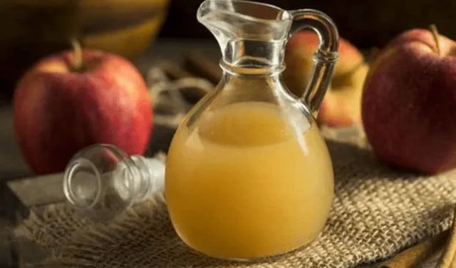 El vinagre de manzana tiene muchas propiedades curativas que lo convierten en el remedio ideal para eliminar una llaga bucal. Foto: levante