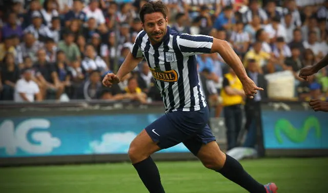 Claudio Pizarro fue jugador de Alianza Lima en 1998  y 1999. Foto: La República