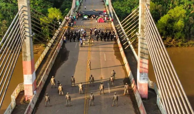 Haitianos permanecen en la frontera Perú-Brasil. Foto: Comando Conjunto de las Fuerzas Armadas