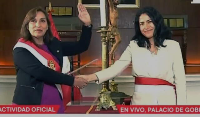Presidenta Dina Boluarte tomó juramento a la nueva ministra de Transportes y Comunicaciones este martes. Foto: TV Perú